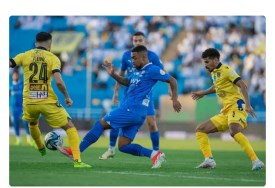 التعاون ضد الهلال