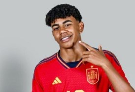 يامين بامال